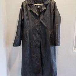 Metro Style Vintage 100%  Leather Trench Coat Men's XL. 