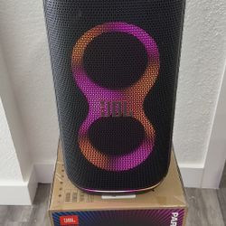 Jbl Partybox 120 Speaker Bluetooth Equipos De Música Parlantes Bocinas 