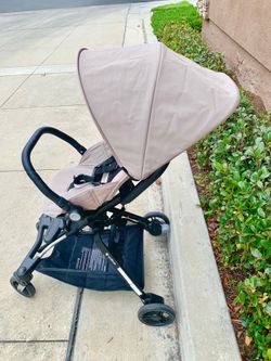 LIKE NEW UNILOVE On The Go Stroller