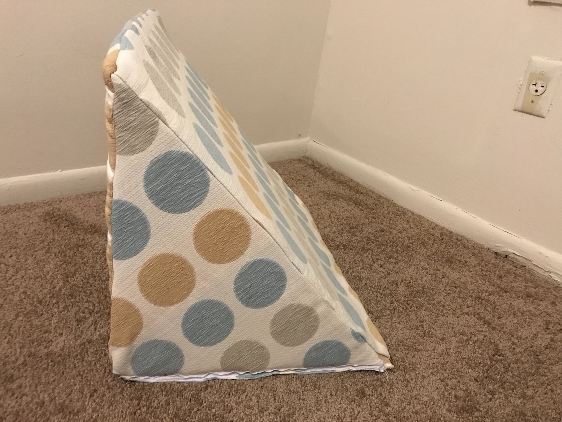 Pillow back support