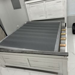 Queen Size Bed Frame With Chest 