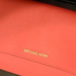 NWT  Michael Kors Small Crossbody Purse Retail $328