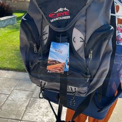 New Eye Mountaineer Backpack 