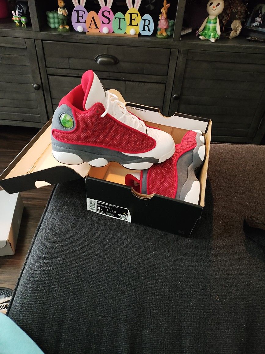 Jordan 13 girls sale