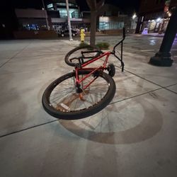 Crew Wheelie Bike 29 Inch