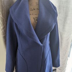 Beautiful Blue Coat Size 10
