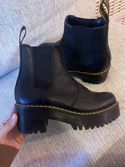 Platform Doc Martens Size 6 Womens (worn twice!)
