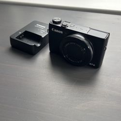 Canon PowerShot G7 X