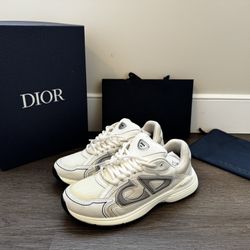 Dior B30