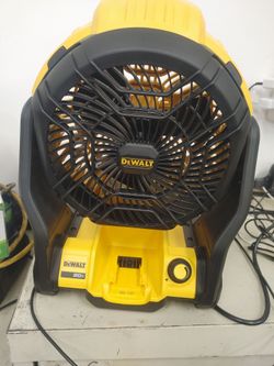 DeWalt fan