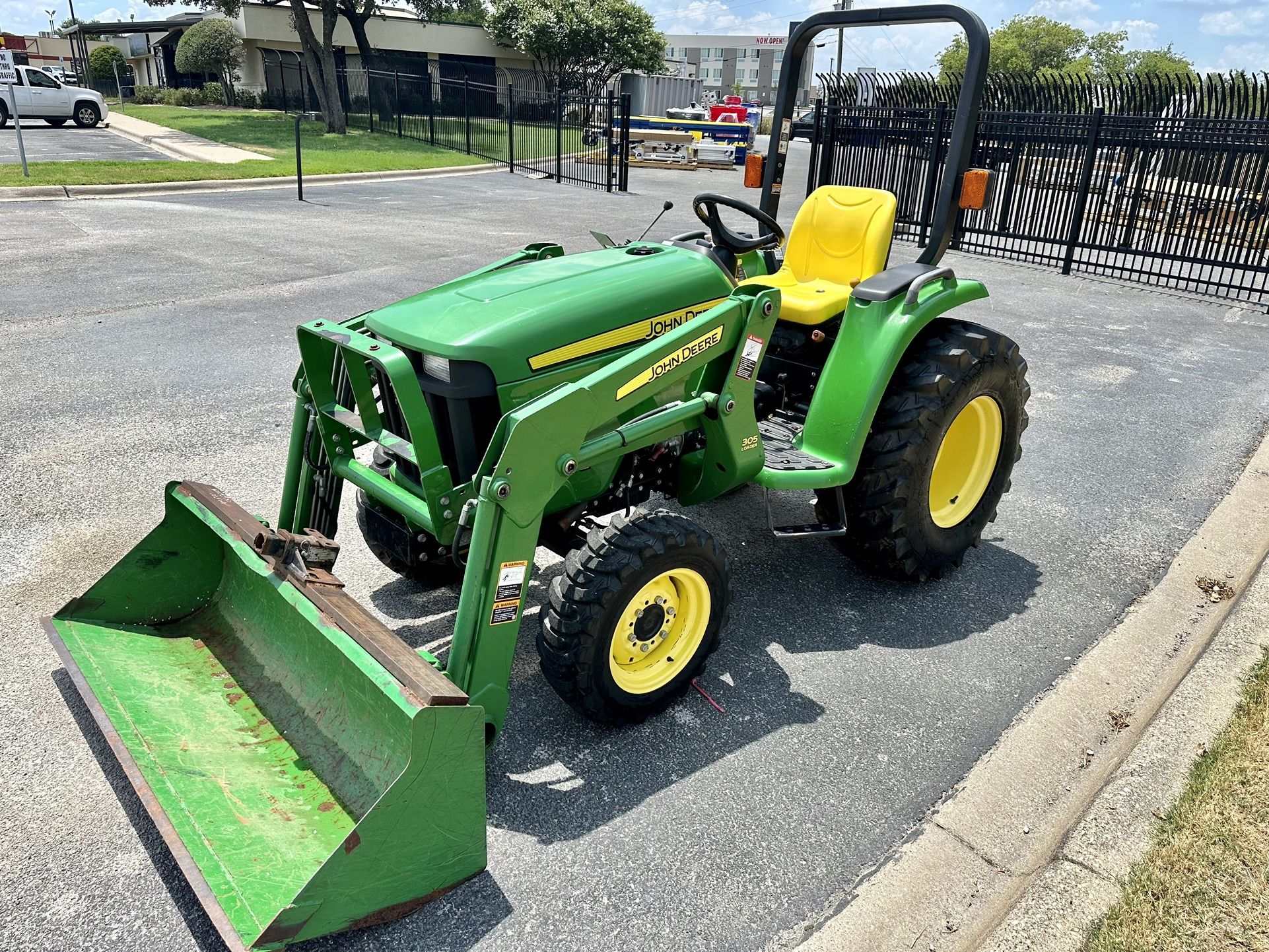 2019 John Deere  38HP Tractor 4x4 Loader
