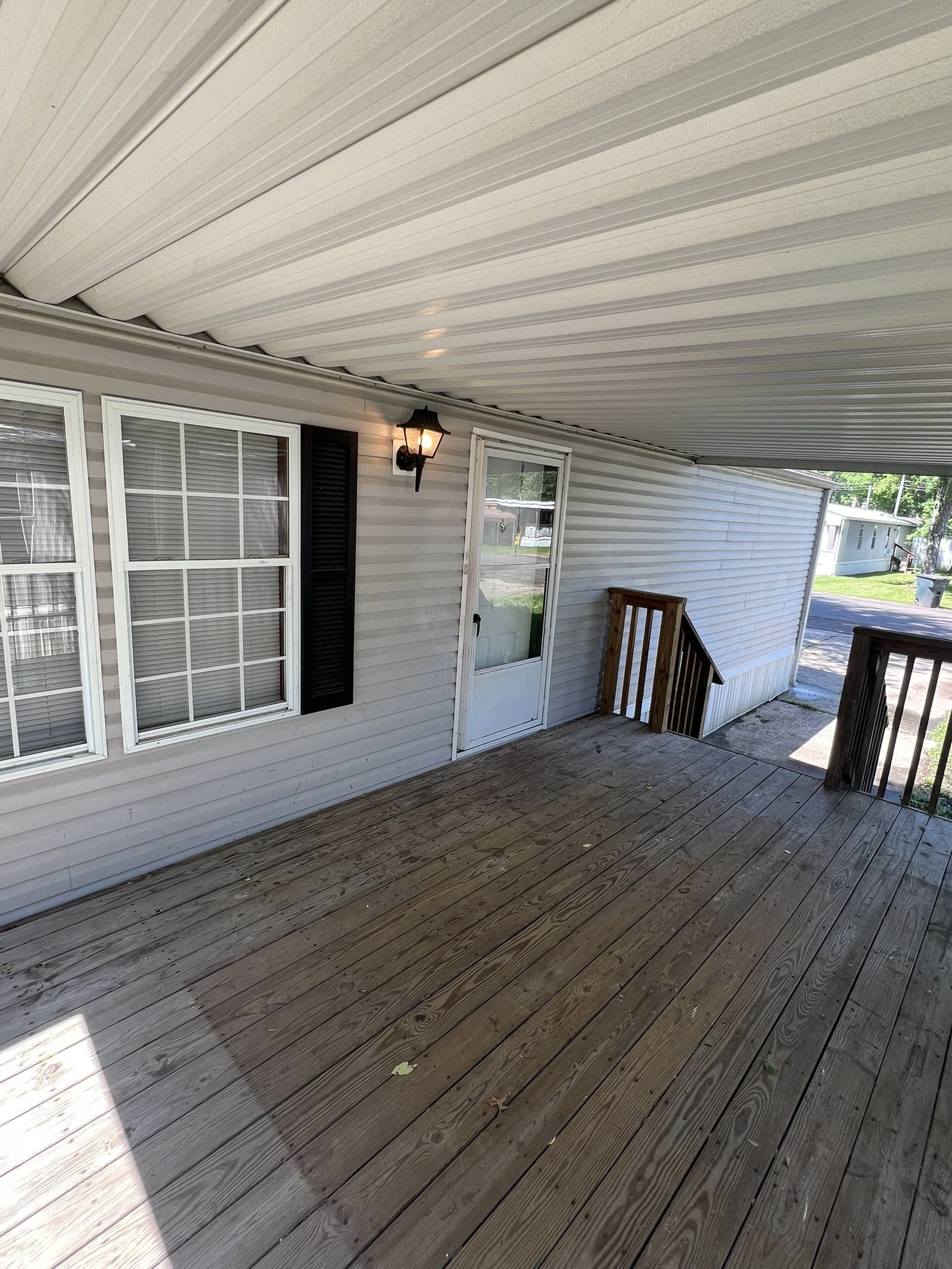 Mobile Home - 2 Bed + Bonus Room / 2 Bath – Louisville, KY
