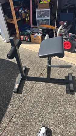 Roman chair