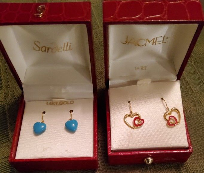 14 karat gold pierced earrings assortment