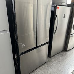 Counter Depth Samsung Bespoke Refrigerator 