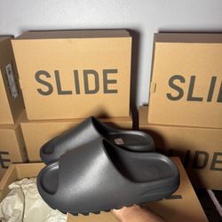 Adidas YZY Slide “onyx”