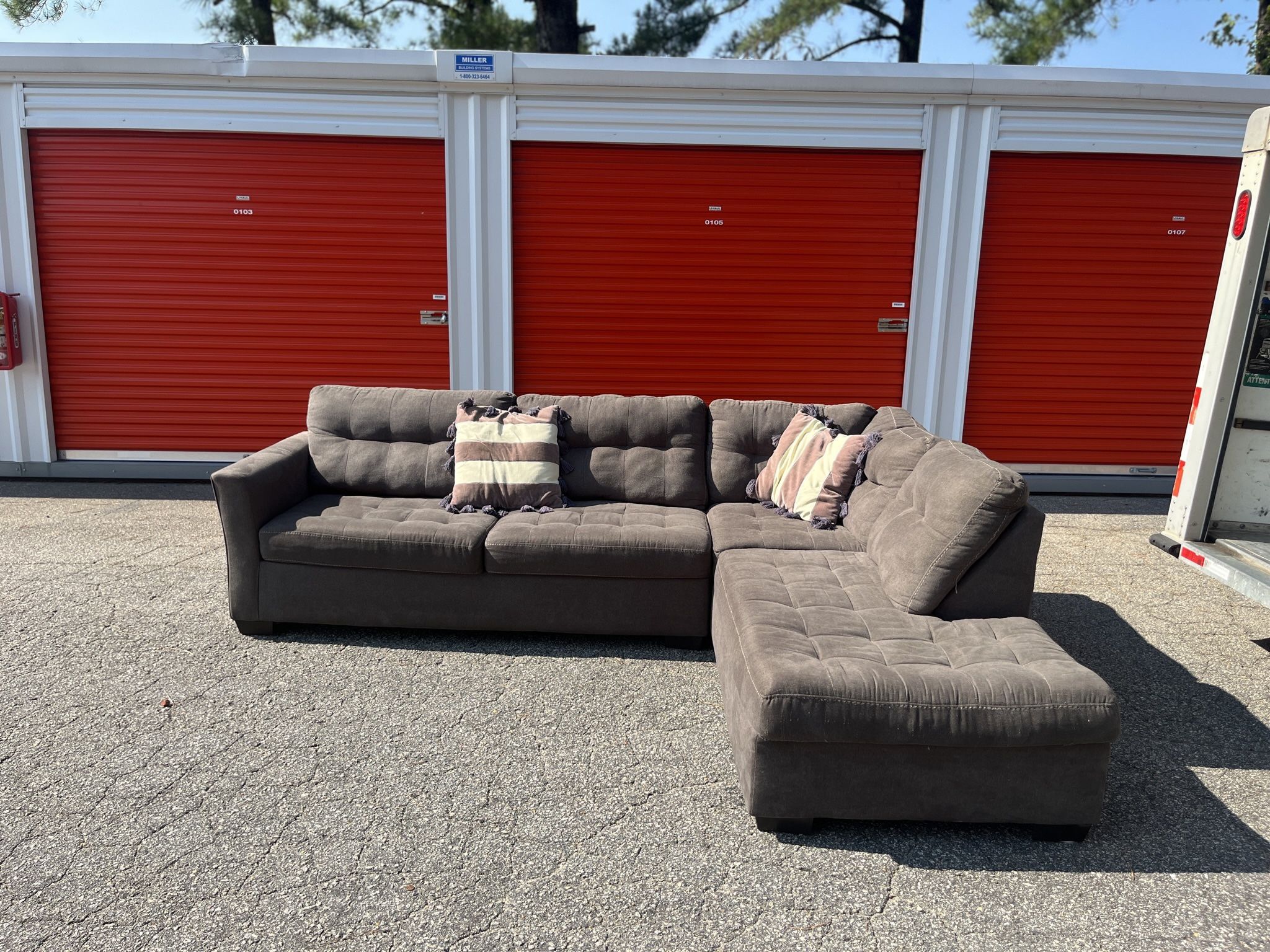 New Ashley Furniture Grey Sectional Couch