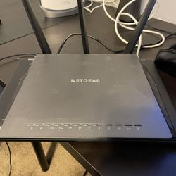 Netgear Nighthawk AC 1900 Smart WiFi Router R7000