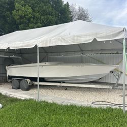 24’ Pantera Boat 