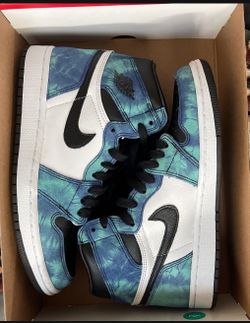 Jordan 1 Women Size 7.5
