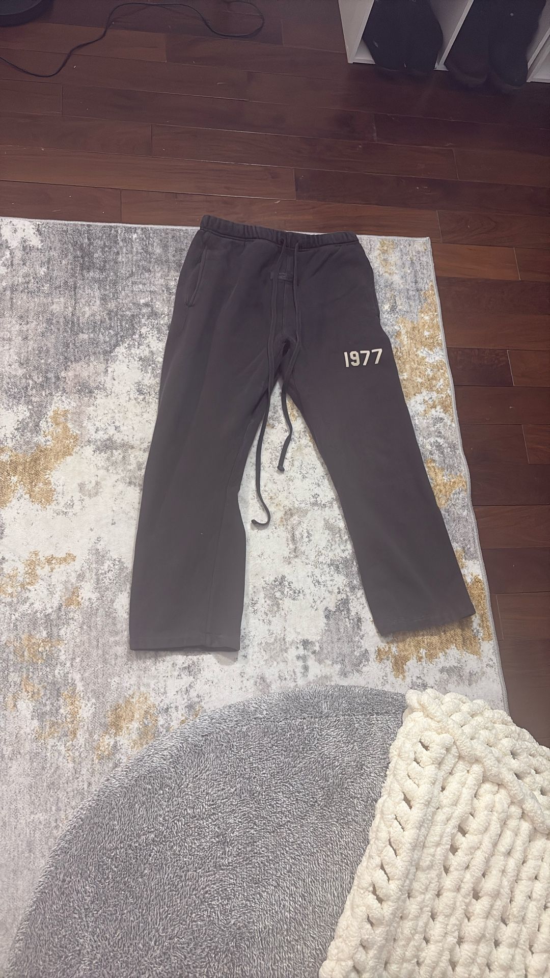 Fear Of God Essentials Sweatpants Relaxed 1977 Iron