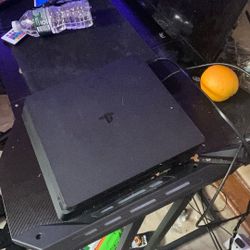 Selling PS4