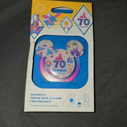 Limited Edition 70th Anniversary POPSOCKET