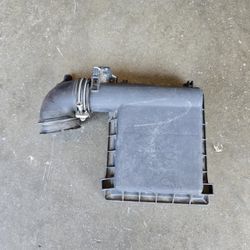 2010 - 2015 Toyota Prius intake piece with MAP sensor
