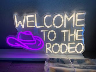 Neon Sign 'Welcome to the Rodeo' with Cowboy Hat