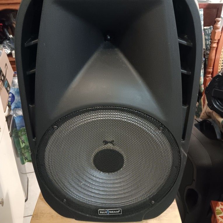 BLUE TREAM BLUETOOTH SPEAKER