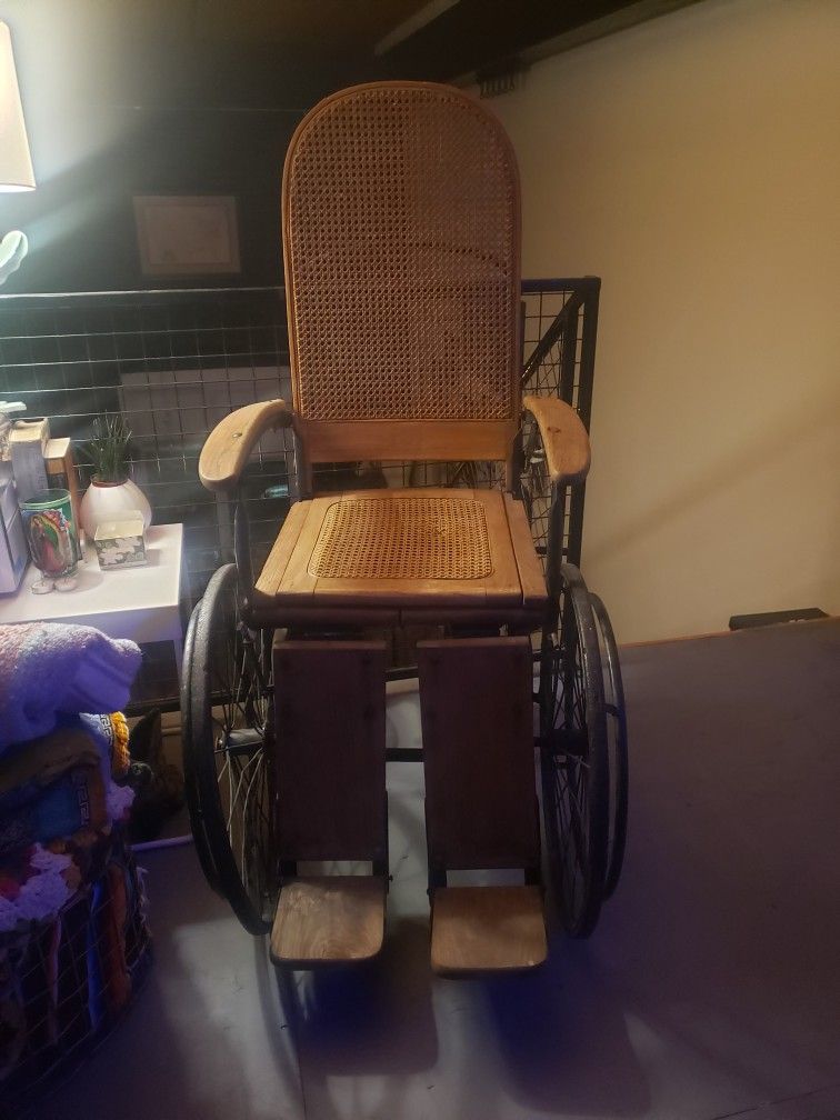 Antique Wheel Chair 