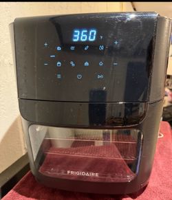 Frigidaire 5-in-1 Air Fryer Combo Oven - Open Box - NEW