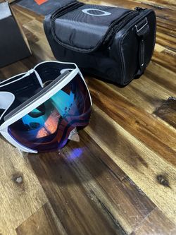 Oakley Flight Path Goggles