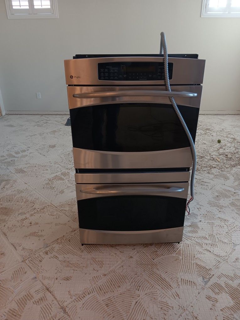 General Electric Double Wall Oven for Sale in Las Vegas, NV OfferUp