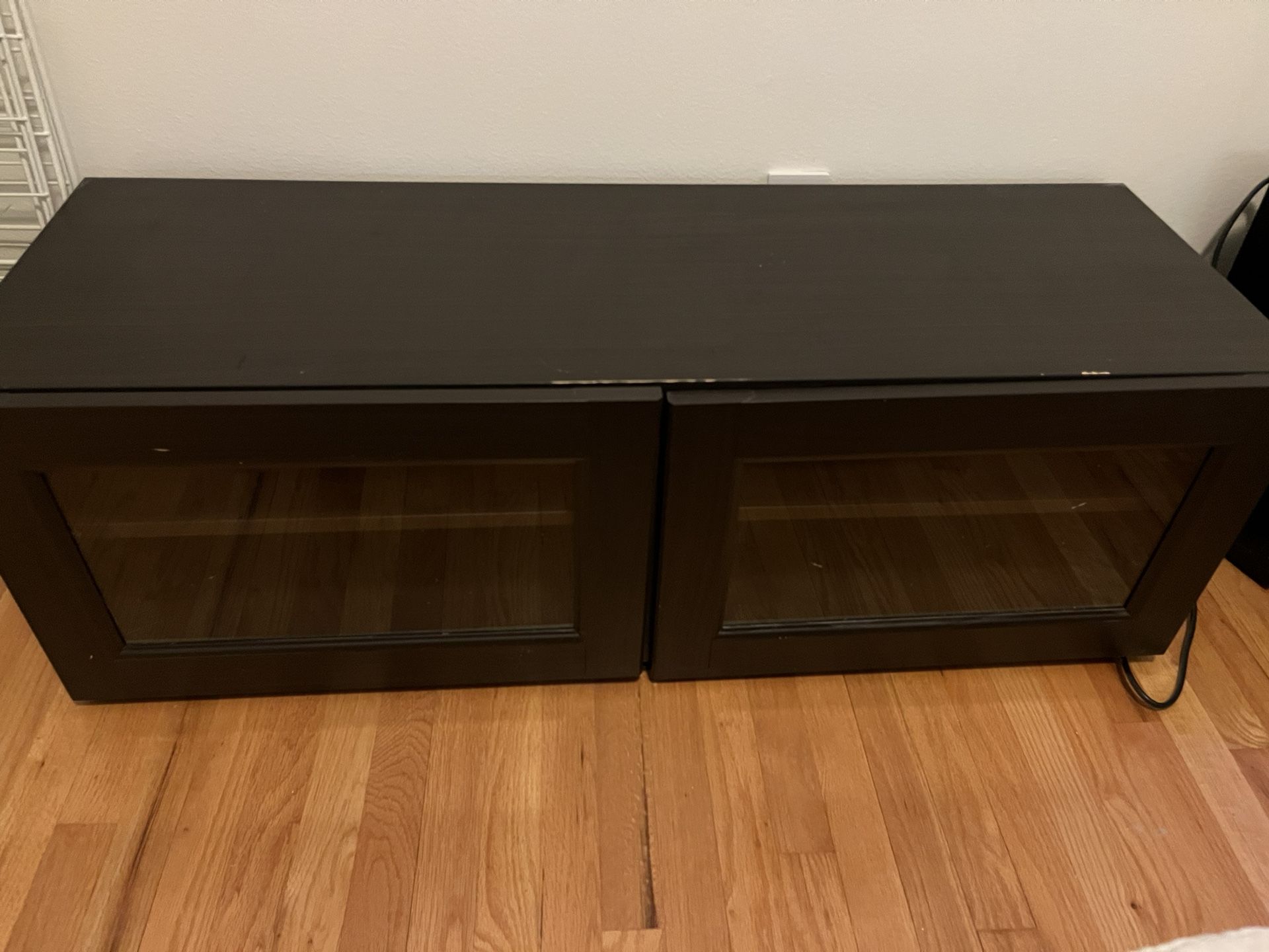 TV Stand With Shelves