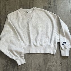 WOMENS OVERSIZED GRAY NIKE SWEATER SIZE SMALL