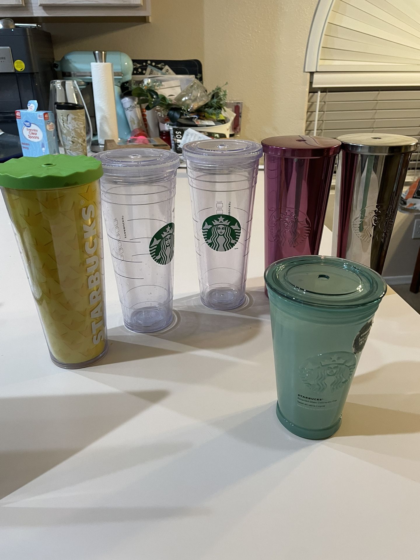 Starbucks Cups 