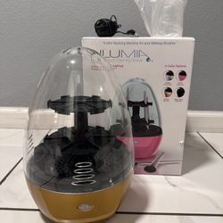 Makeup Brush Cleaner Device (SATIN GOLD) - Electronic Cleaning Machine Keeps Cosmetic Makeup Brushes Soft & Clean with the Push of a Button