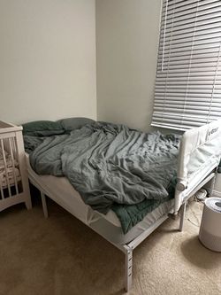 Zinus queen mattress and bed frame