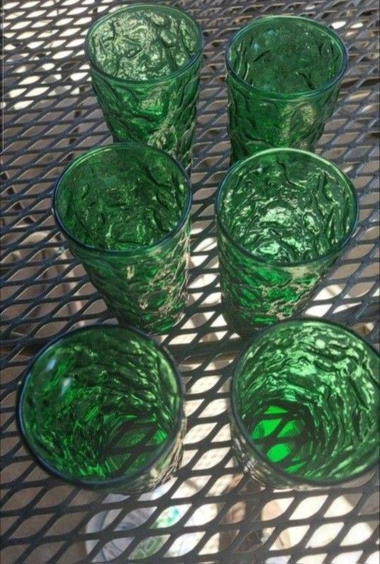 Vintage Anchor Hocking Crinkle forrest Green Glass, Lido Milano Glassware Collection Set of 6