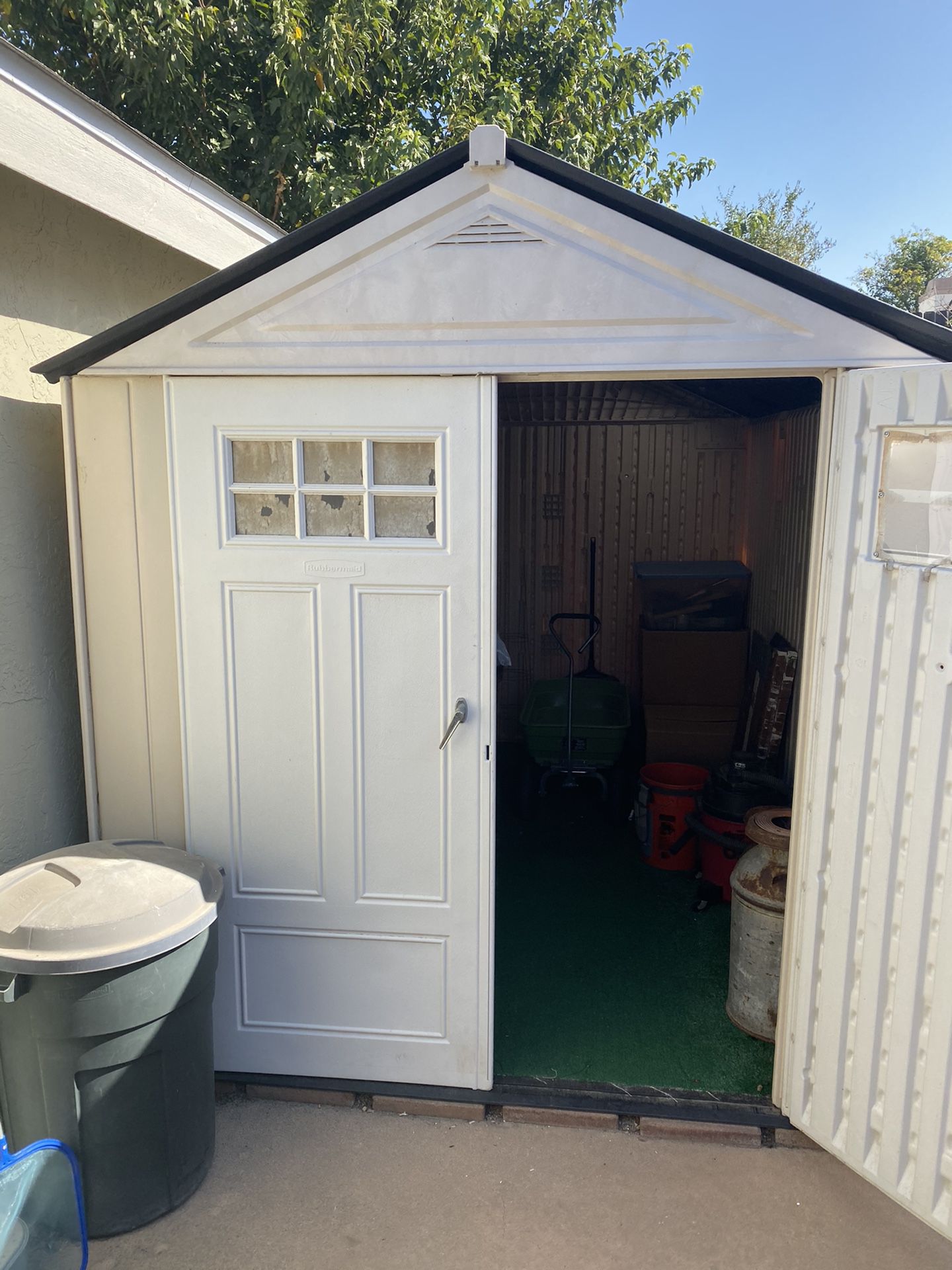 Rubbermaid Shed 7x10