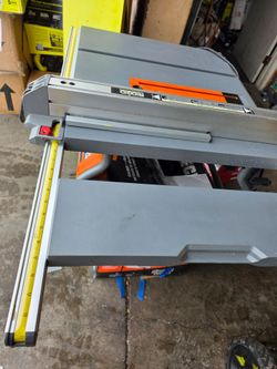 RIDGID CORDED 10"IN EXTENDED TABLE SAW NEW