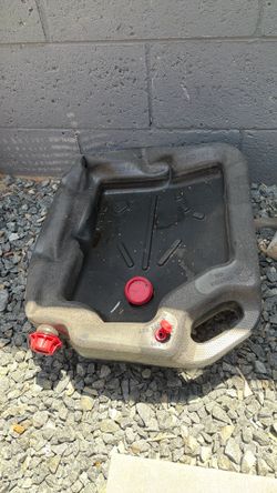 Oil catch pan