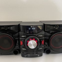 LG CM4550 XBOOM Mini Stereo System 700W Bluetooth CD USB FM