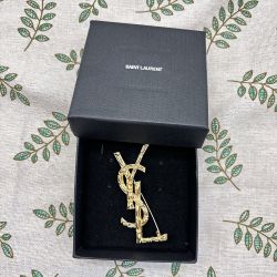  Cassandre Crocodile Brooch In Metal 