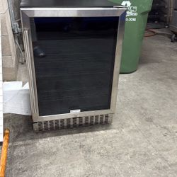 Under Counter Wine Fridge 