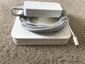 Apple AirPort Extreme WiFi Router