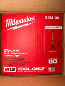 Milwaukee M12 Rocket Light