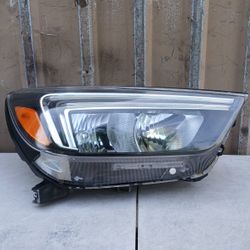 2017-2022 Buick Encore Headlight Passenger Right Side OEM 