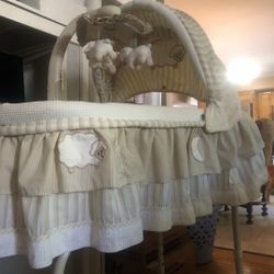 Bassinet 